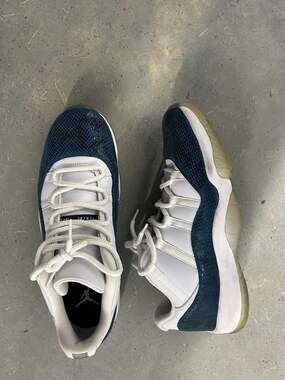Nike Air Jordan 11 Retro Low Navy Snakeskin (2019) sz12.5